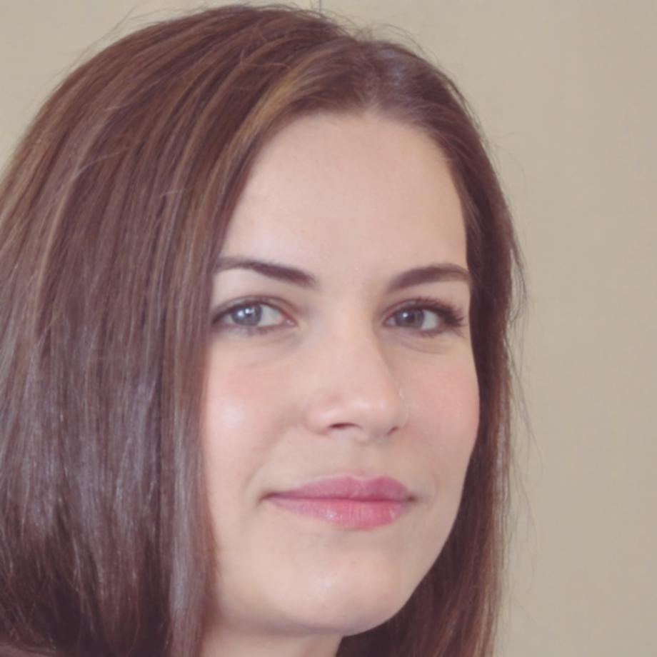Rocío Mendez, estudiante actual del programa de finanzas